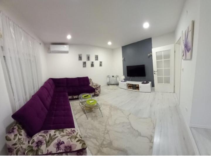 מוסטר Apartment Centar Of City מראה חיצוני תמונה