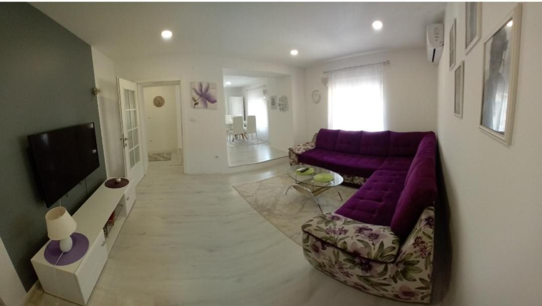 מוסטר Apartment Centar Of City מראה חיצוני תמונה