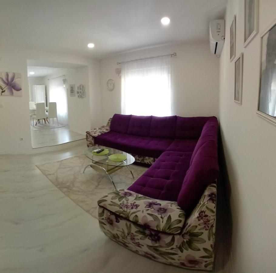 מוסטר Apartment Centar Of City מראה חיצוני תמונה