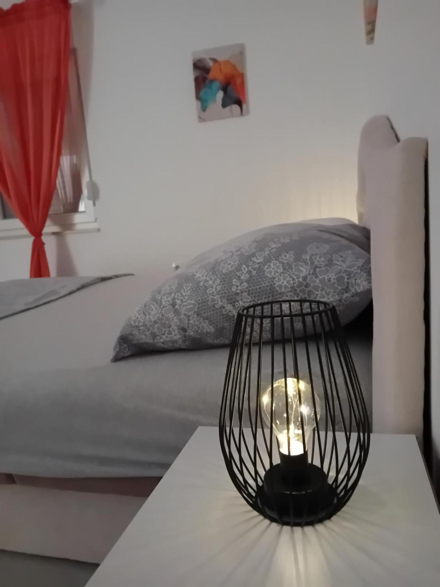 מוסטר Apartment Centar Of City מראה חיצוני תמונה